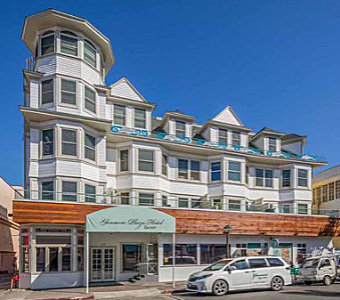 Glenmore Plaza Hotel