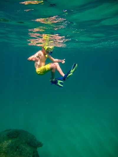 Caleb under water